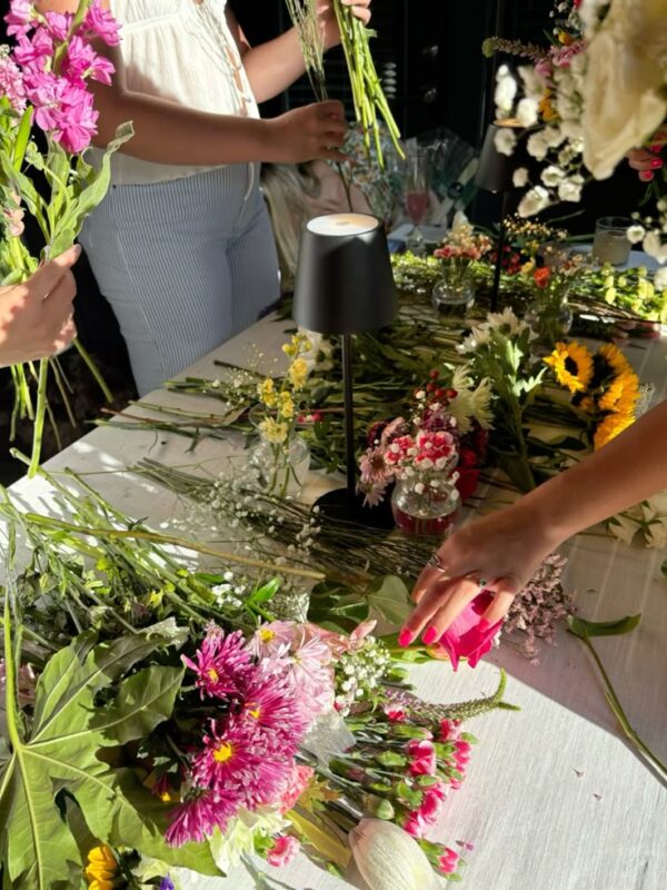 Midsommar virágkoszorú workshop a MYS-szel